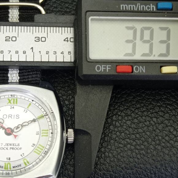 Fortis Silver and Black Watch - Picture 7 of 9